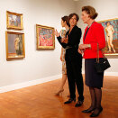 Queen Sonja opened the exhibition Luminous Modernism (Photo: Tor Richardsen / Scanpix)